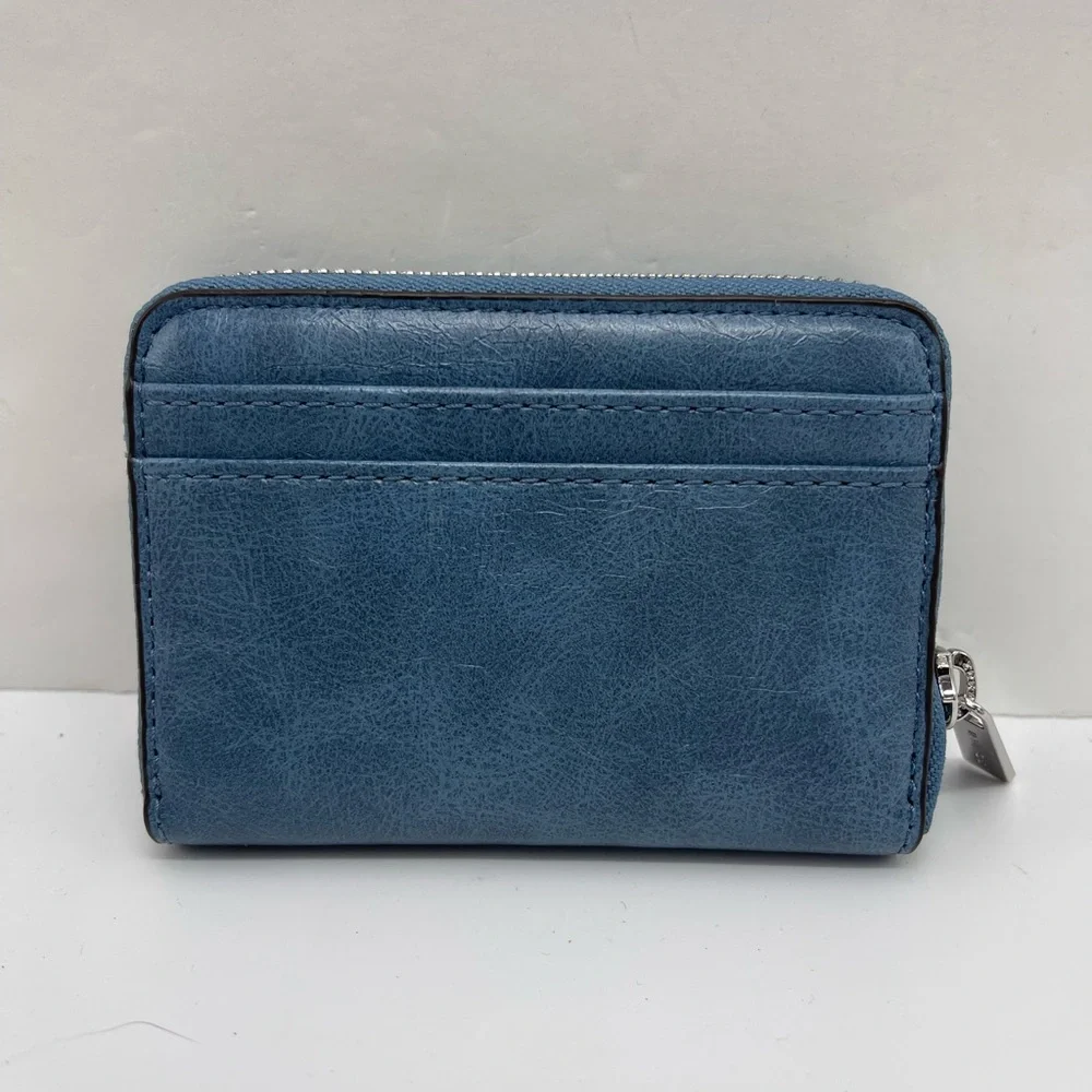 MICHAEL KORS Jet Set Medium Distressed Zip Around Card Case Cornflower NWT